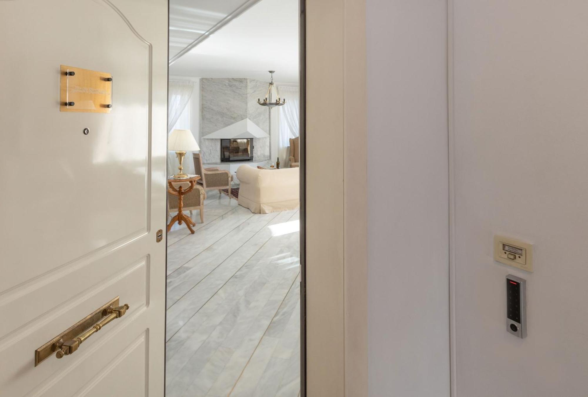 Nice Sea View Elegant Apartment Athens Exterior photo